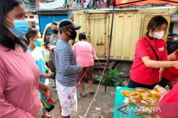 Palembang gelar operasi pasar minyak goreng dan sembako