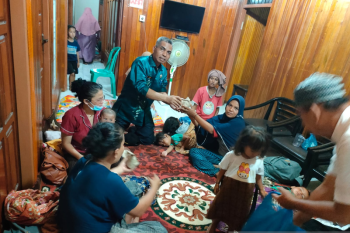 Ratusan warga Pasaman korban gempa bumi mengungsi ke Agam (Video)