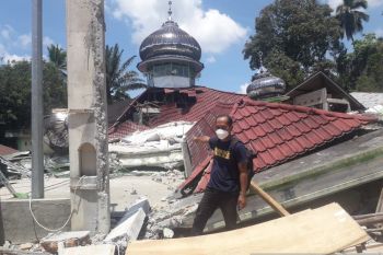 Data sementara, dua meninggal dan 20 luka-luka akibat gempa di Pasaman Barat (Video)