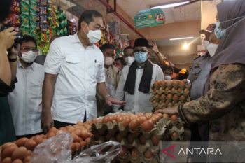 Menteri Perdagangan Pantau Harga Di Padang