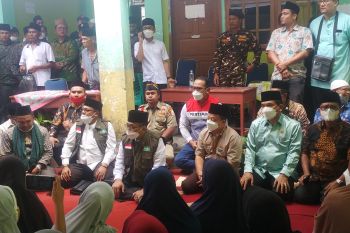 Korban gempa di Pasaman Barat disemangati