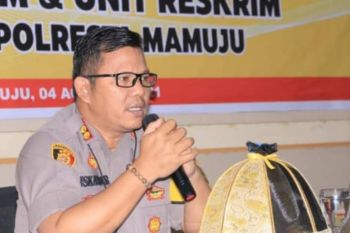 Polisi tahan lima terduga pelaku perusakan kantor desa di Mamuju