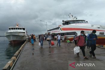 BMKG minta pelayaran di Sultra waspadai gelombang tinggi hingga Maret