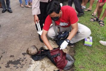 Jasad tenggelam di Sungai Tuntang bertas isi batu diduga korban pembunuhan
