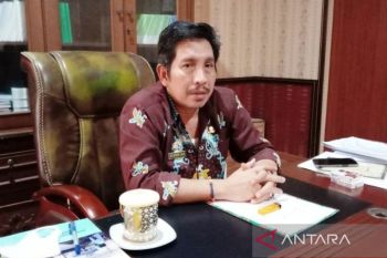 Operasi pasar Disperindagkop Pulang Pisau salurkan 5.000 liter minyak goreng
