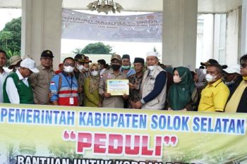Pemkab Solok Selatan salurkan bantuan korban gempa di Pasaman Barat