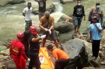Kapolres: Mayat perempuan di Sungai Bolong Magelang diduga korban pembunuhan