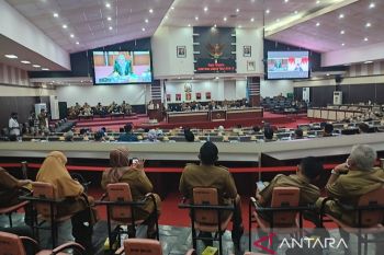 DPRD Sulsel pertanyakan penundaan pelantikan Gubernur Sulsel