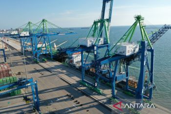 Pelindo Regional 4 tunggu studi kelayakan pembangunan "dry port" di Sulsel