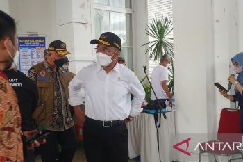 Menko PMK upayakan pembukaan akses jalan Simpang Empat-Talu