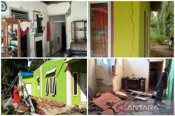 Rumah sejumlah wartawan di Pasaman Barat juga terdampak gempa