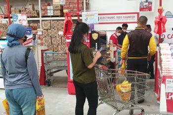 Sumsel siapkan operasi pasar  22.000 liter minyak goreng