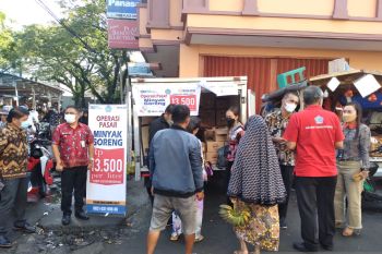 Disperindag awasi penerapan HET Migor di Sulut