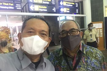 Turis akan tunggu hasil tes usap PCR di kamar hotel