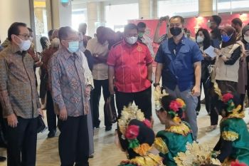 JK berharap Mubes IKA Unhas berjalan riang gembira