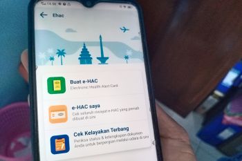 Tiga bandara di NTT sudah menerapkan wajib isi e-HAC