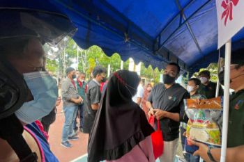 Erick Thohir gelar pasar sembako murah guna membantu masyarakat Tanjung Pinang