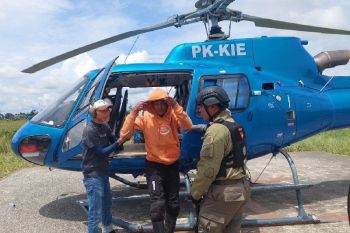 PTT bersama TNI/Polri upayakan evakuasi 8 korban penyerangan KKB