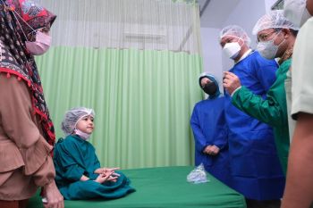 FKG Unhas-Pemkab Gowa operasi bibir sumbing 5 anak secara gratis