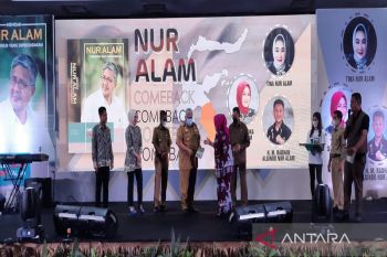 Buku catatan peristiwa mantan Gubernur Nur Alam di bedah