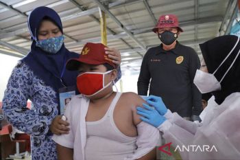 BIN sebut percepatan vaksinasi untuk turunkan "positivity rate"