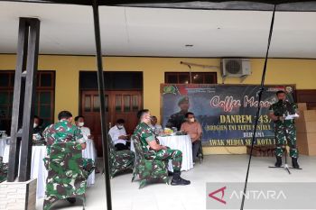 Danrem 143/HO komitmen bangun kemitraan insan pers di Sultra