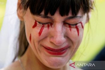 Telaah -  Media sosial terlalu kuat untuk propaganda Rusia