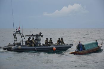 Lantamal IV laksanakan operasi penindakan pelanggaran hukum di laut