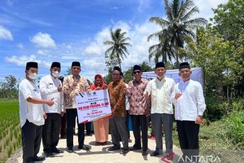 Legislator Ade Rezki minta warga Agam kawal program pemerintahan pusat