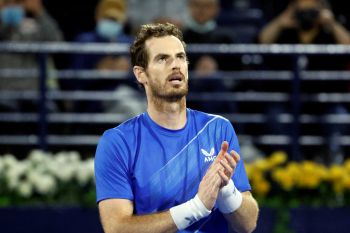 Andy Murray sumbangkan hadiah uang dari turnamen untuk anak-anak Ukraina