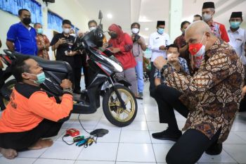 SMKN Jateng-Baznas kolaborasi latih kewirausahaan kaum difabel