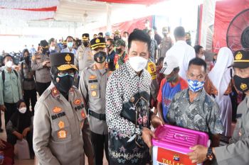 Peserta vaksinasi massal di Tiara Batara  capai 722 orang