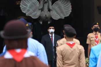 UNS bakal usung tradisi pemberian penghargaan untuk dosen berprestasi