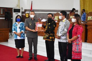 Bupati Gumas jelaskan tujuan Raperda Pengakuan dan Perlindungan MHA