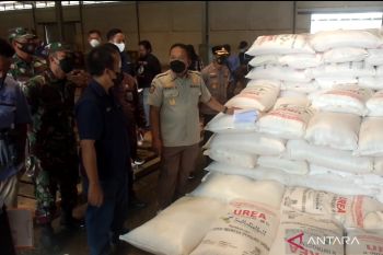 Pastikan ketersediaan pupuk, Forkopimda tinjau gudang pupuk subsidi