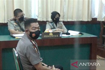 Pamen Polri tersangka kasus rudapaksa anak resmi dipecat