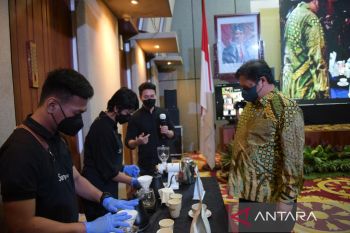 Menko Perekonomian mengapresiasi merek kopi lokal yang melantai di bursa saham