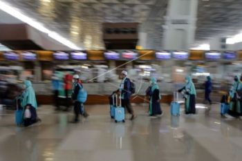 Calon haji pertanyakan kepastian keberangkatan