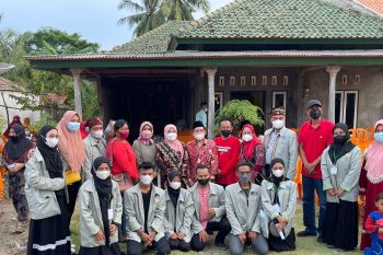 KKN Mahasiswa STAI YASBA Kalianda hadirkan Bunda PAUD Lampung Selatan di rumah literasi