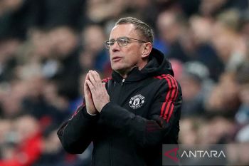 Rangnick tegaskan MU belum menyerah kejar posisi empat besar