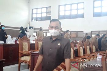 Fraksi Nasdem-Hanura DPRD Gumas: Raperda jangan sampai mempersulit masyarakat