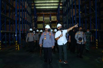 Jamin ketersediaan stok minyak goreng di pasar, Kapolri harap tak ada antrean warga