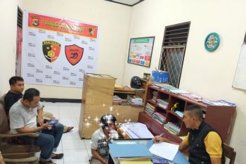 Sempat kabur, pencuri tabung gas di Labuhan Haji terciduk di FB tengah minum-minum