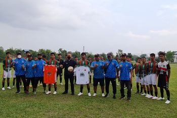 Pesepakbola belia SSB PTPN V bertolak ke putaran nasional Piala Soeratin