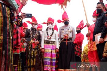 Menko PMK Muhadjir Effendy dapat gelar Daeng Majarre dari Adat Gowa