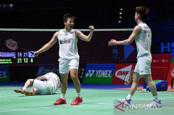 Empat ganda putra Indonesia tembus perempat final All England