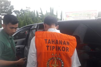 Kejari Pasbar tahan mantan Kabid CK Dinas PU pada perkara pembangunan lapangan tenis indoor