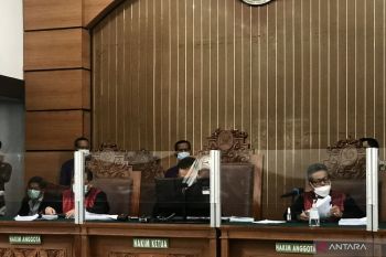 Hakim vonis dua polisi "unlawful killing" lepas  dari sanksi pidana