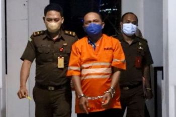 Kejati tahan pimpinan Bank Jatim Cabang Syariah Sidoarjo