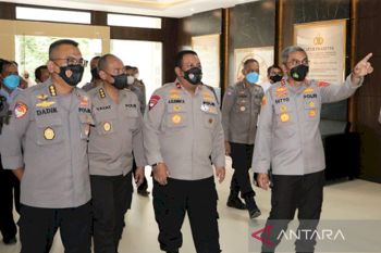 Kapolda NTT perintahkan para kpolres percepat vaksinasi dosis dua